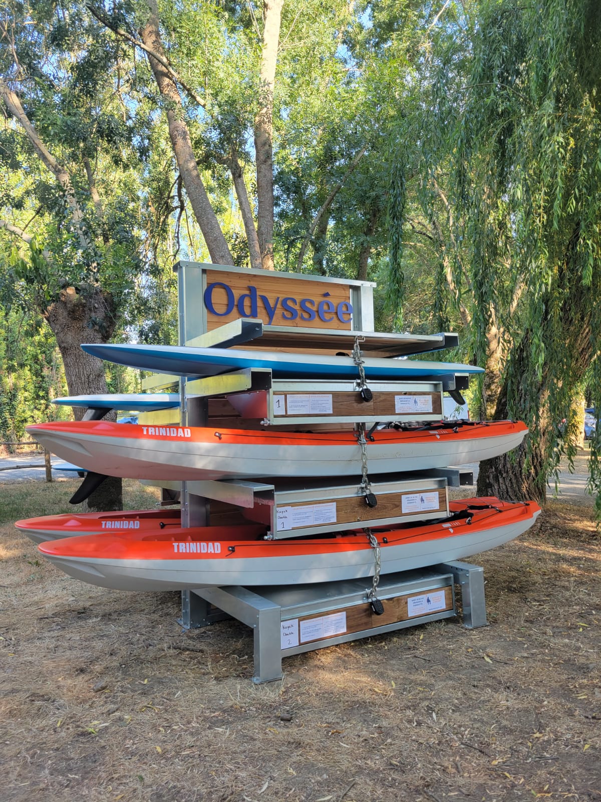 Distributeur kayak et paddle, Guinguette de l'Aubraie