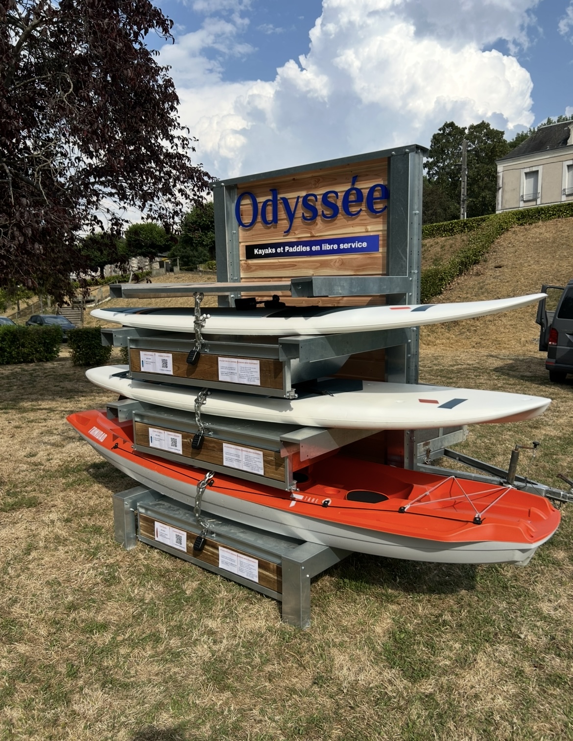 Distributeur kayak et paddle, Montbazon